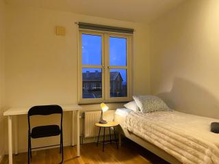 Three Floors Workers Home - 5