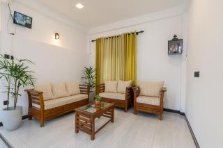 Skyport Villa Katunayaka - 8