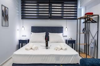 Angel's Suite in the Centre - Heraklion - 4