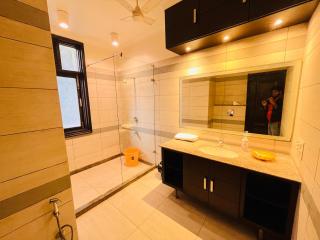 The South Manor Residency Near AIIMS Hospital New Delhi - 2