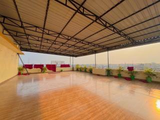 Studio 401 Cityscape Retreat - 6