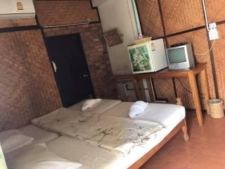 Yamawa Guesthouse Trang ยามาวา เกสเฮาส์ - 0