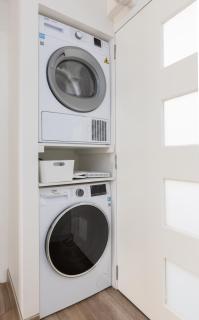 Coastal Views - waterfront guest apartment - 9