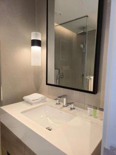 4 Bedroom Suite Building-Wide Balcony Fujairah - 1