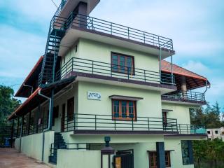 Coorg Wooden Pearl Homestay - 0