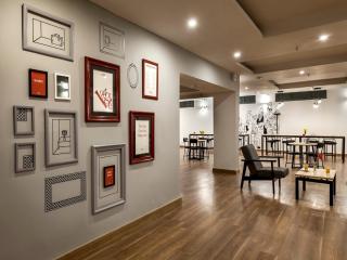 Super Townhouse Ecity Inn - 6