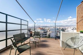 Chic & Stylish 6th Floor Penthouse - 0