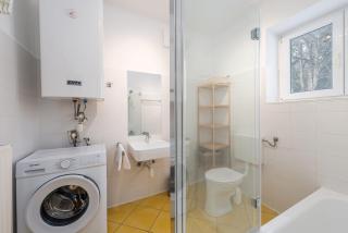 Alpine Zeitgeist Apartment - by myNests - 6