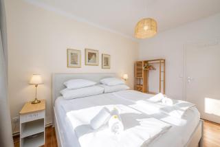 Alpine Zeitgeist Apartment - by myNests - 4