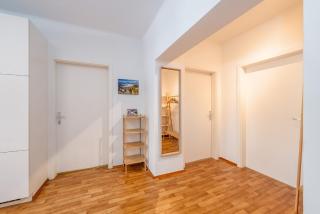 Alpine Zeitgeist Apartment - by myNests - 1