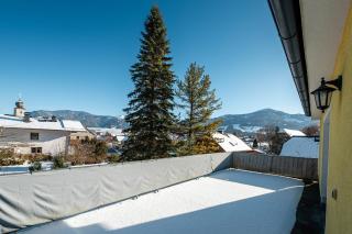 Alpine Zeitgeist Apartment - by myNests - 5