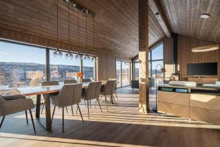 New luxury cabin in Geilo with hot tub, mountain views & ski access - 9
