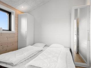 Holiday Home Daren - 700m from the sea by Interhome - 2