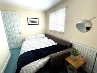 Sunny 3 bedroom house near a stunning beach - 2