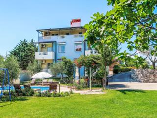 Apartment Gordana-3 by Interhome - 0