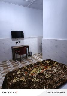 UniZone Guest House - 8