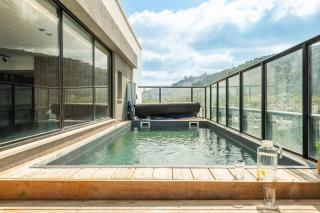 Pool & Jacuzzi Seaview Penthouse by Lime Luxe - 1