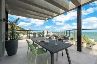 Pool & Jacuzzi Seaview Penthouse by Lime Luxe - 2