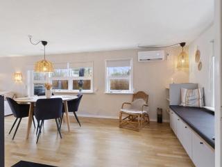 Holiday Home Elaina - 290m from the sea by Interhome - 1