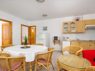 Apartment Amarillo 5 by Interhome - Balatonmáriafürdő Vasútállomás - 5