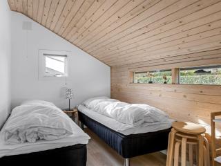 Holiday Home Eugenia - 300m from the sea by Interhome - 3