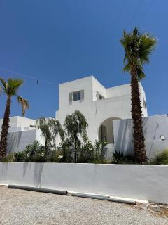 Aliki Beach House - 1