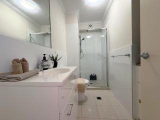 2B2B unit Near CBD w courtyard fun in Norman Park - Brisbane - 1