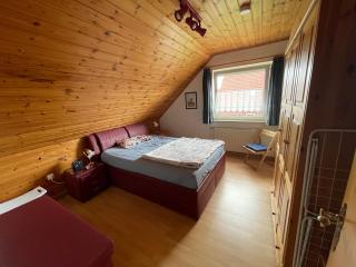 Haus Tillmann mit Hund in Hooksiel - 2