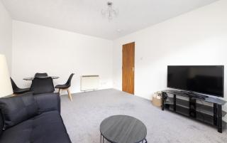 Edinburgh Morningside 2-Bedroom Apartment - Ground Floor - 8