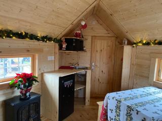 Santa Kota, Christmas cottage - 4