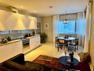 Tromsø from the front row - with unforgettable views - 7