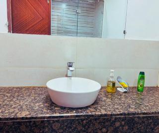 Furnished 2 Bedroom Apartment in DHA Lahore - 3