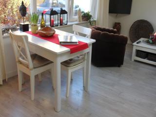 Alluring Apartment in Bergen with Terrace, Garden and BBQ - 1