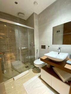 Cozy private jacuzzi spa apartment - 8