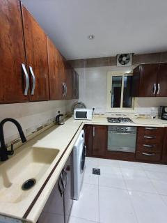 Alkhuzama Apartment - 2