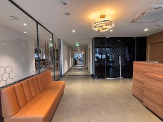 Round D Clock, IGI Airport - 3