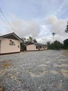 Ayah Su Homestay Atas Tol - 6