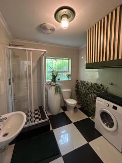 Innesfree Cottage - 6