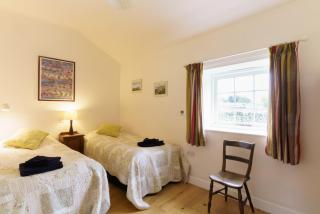 Sycamore Farm Barns - 7