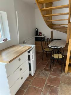 Dépendance privée, salle de bain et chambre privative - 2