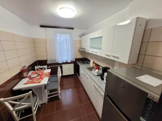 DAM Brothers Central Apartment - 8