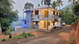NewCastle Holidays Resorts-Entire Property 5 Bedrooms-Great Mountain & River View-Between Munnar & Idukki with Kitchen - 0