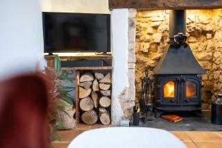 Holly Tree Cottage - Beautiful 2 Bedroom Cottage in Nailsworth - 2