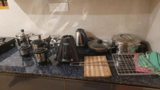 Newcastle Holidays & Resorts 5 BHK Entire property with Kitchen 15 Guests near Munnar - 1