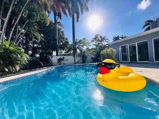 Endless Summer - Heated Pool - 6 minutes to the Beach - 0