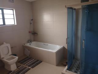 Four bedrooms in meriting - Ghanzi - 2