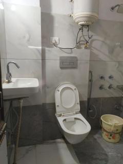 hotel R Dx Arakashan Road - Near New Delhi Railway Dtation - 5