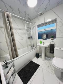 4bedroom Sleeps6 Business ContractorsDiscounts free WiFi - 5