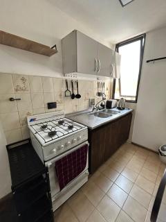 Practico y tranquilo Departamento en Alberdi - 3