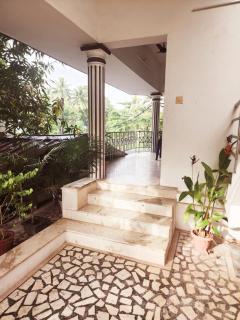 Cosy & homely full cottage - 8